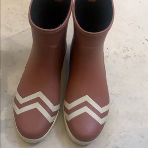 Alice + Whittles rain boots